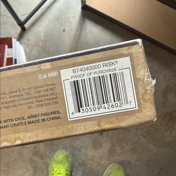 Hasbro Risk Game - Red and Gold Edition - Picture 2 of 2